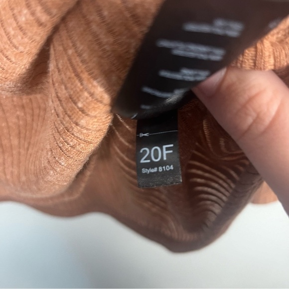 Kuhl outdoors tan brown linen blend long sleeve top size small - Picture 6 of 8